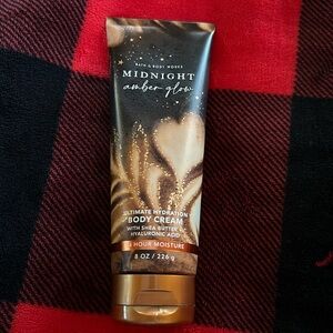 Bath & Body Works Midnight Amber Glow Body Cream